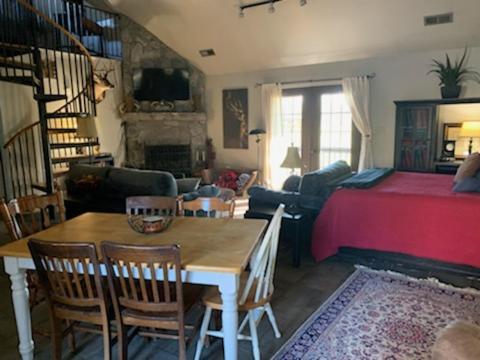 ลองเอเคอร์ ออฟ แอปโพแมตท็อกซ์ Bed & Breakfast Appomattox ภายนอก รูปภาพ